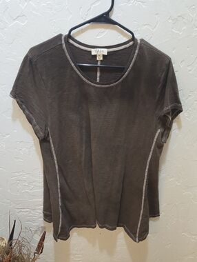 Style & Co. Brown Asymetrical Short Sleeve Crewneck Tee with Contrast Seams